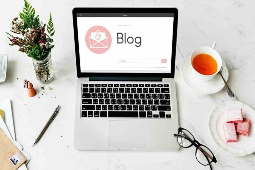 What are Amateur Blogs? – Definition, Mistakes, and More Amateur Blogs