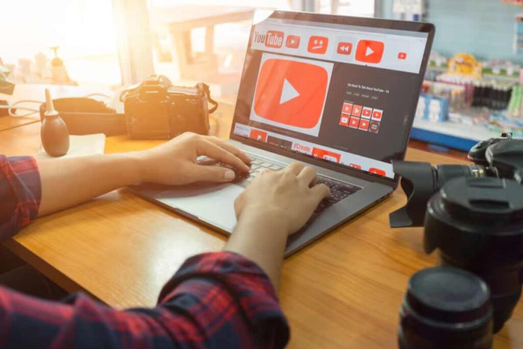 Tips for Integrating Video Content into Your SEO Strategy Video Content (2)