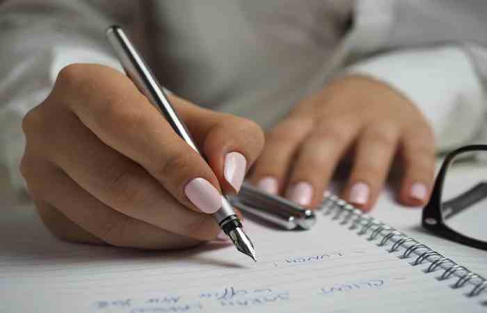 Shoes Write For Us (1)