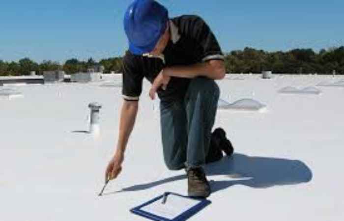 Commercial roof inspection