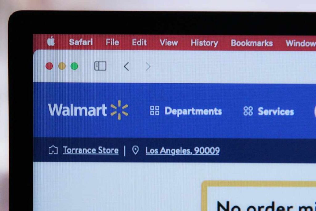 Evolving E-commerce Interfaces for Enhanced Conversion e-commerce interfaces