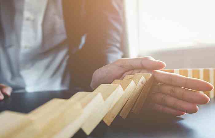 Guide to Compliance and Risk Management for Modern Business